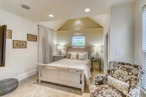 462 N 44th Street Seattle WA 98103