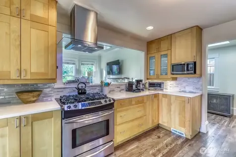 462 N 44th Street Seattle WA 98103