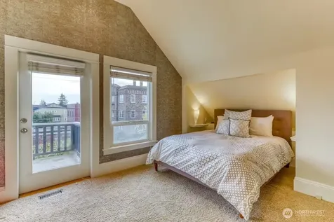462 N 44th Street Seattle WA 98103