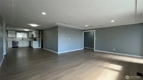 7643 S Ainsworth Avenue Tacoma WA 98408