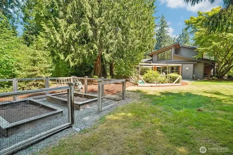 18448 SE 43rd Place Issaquah WA 98027