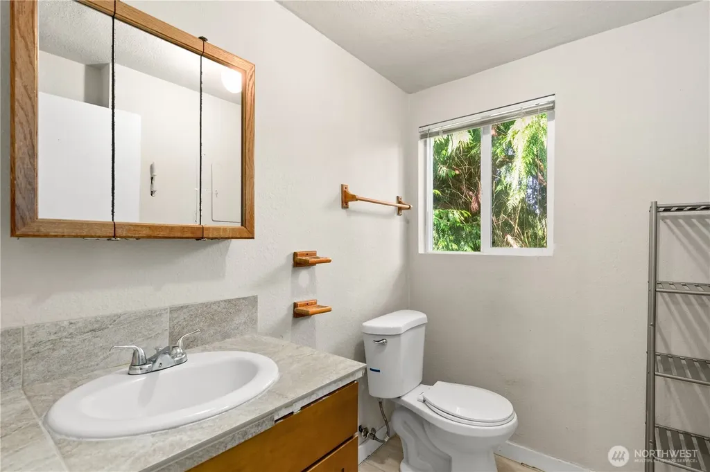 21304 60th Avenue W Mountlake Terrace WA 98043
