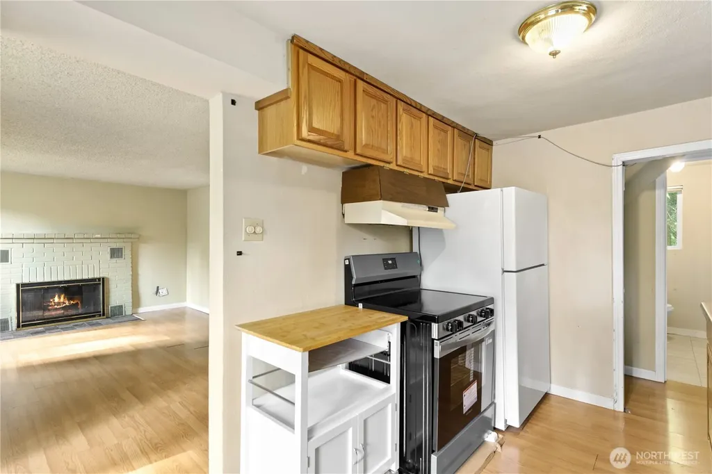 21304 60th Avenue W Mountlake Terrace WA 98043