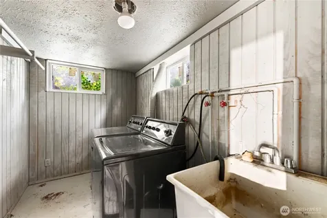 21304 60th Avenue W Mountlake Terrace WA 98043