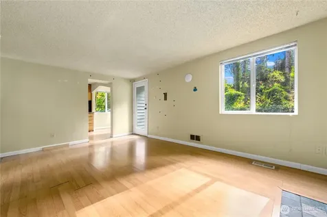 21304 60th Avenue W Mountlake Terrace WA 98043
