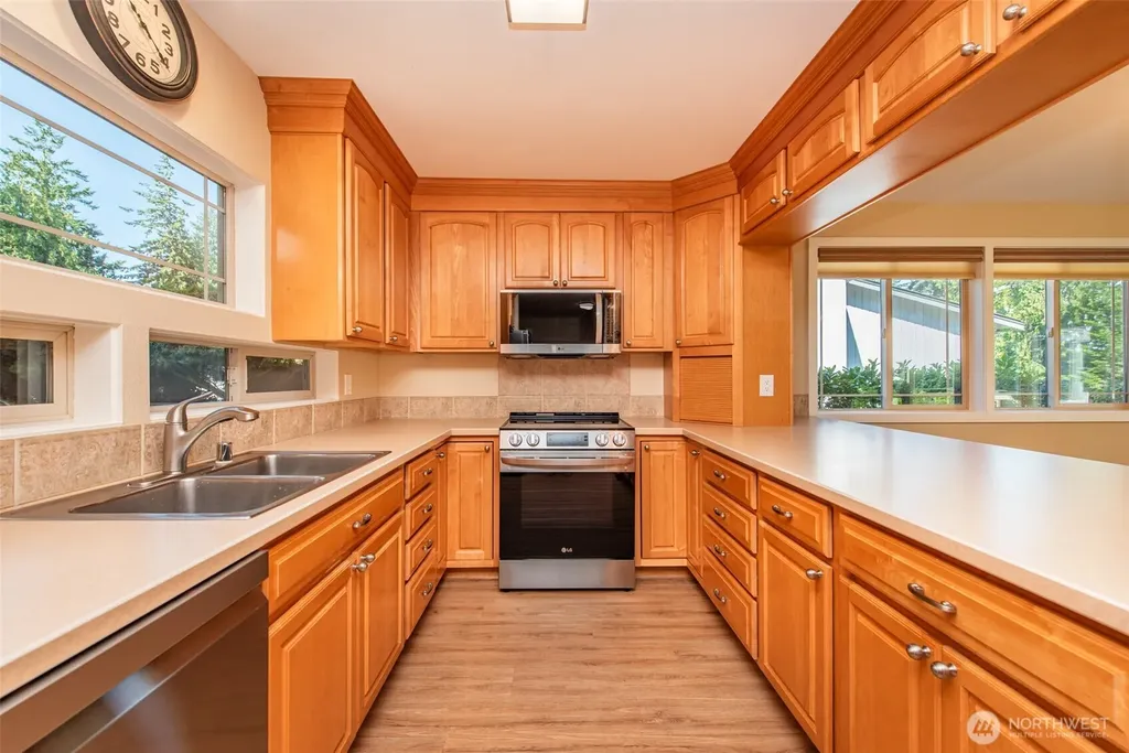126 Hilltop Drive Sequim WA 98382