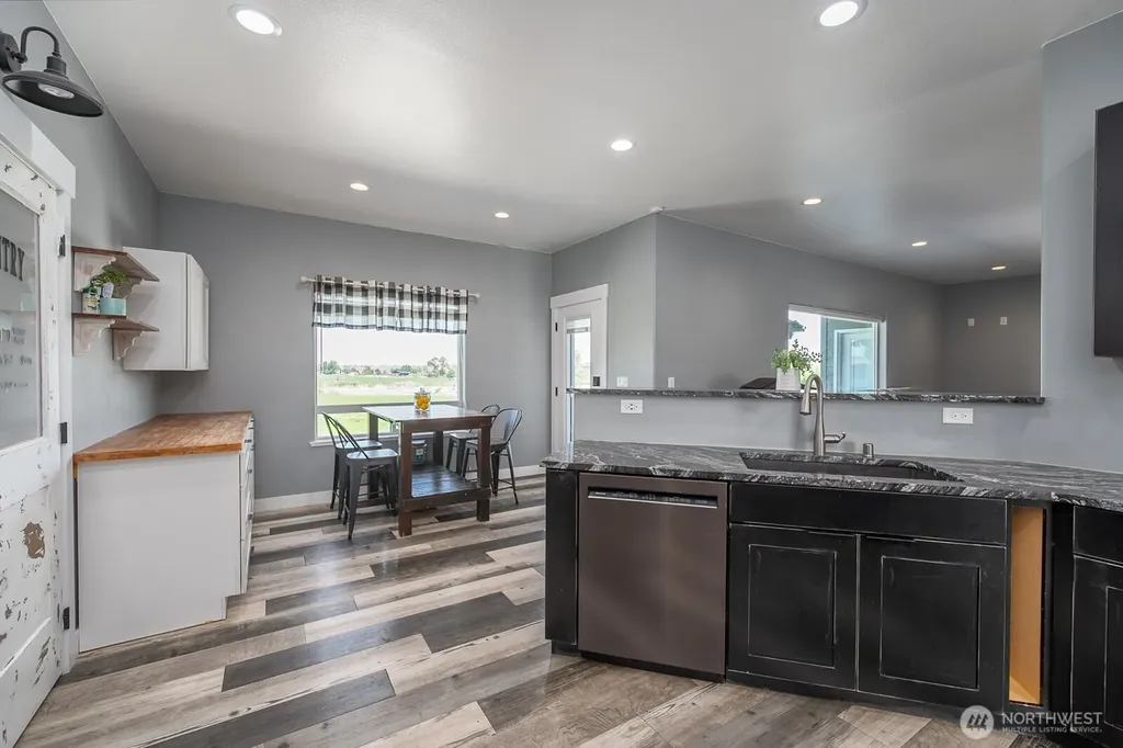 10316 Road 5.9 NE Moses Lake WA 98837