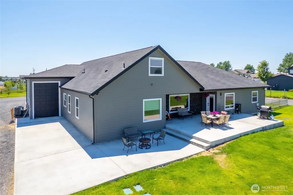 10316 Road 5.9 NE Moses Lake WA 98837