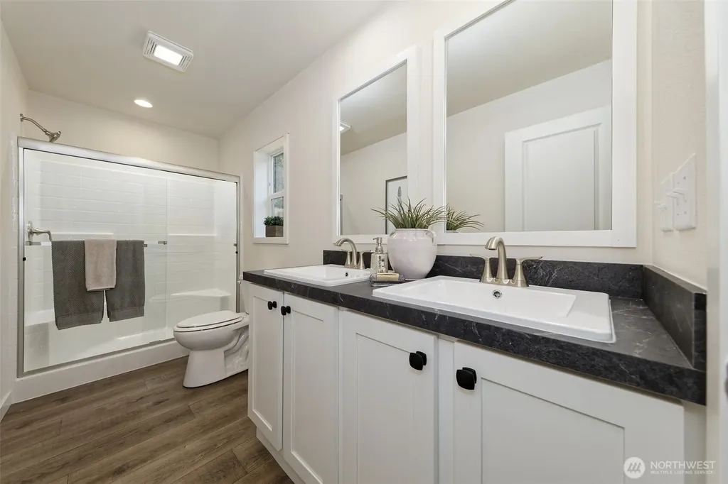 2371 E Crestview Drive Shelton WA 98584