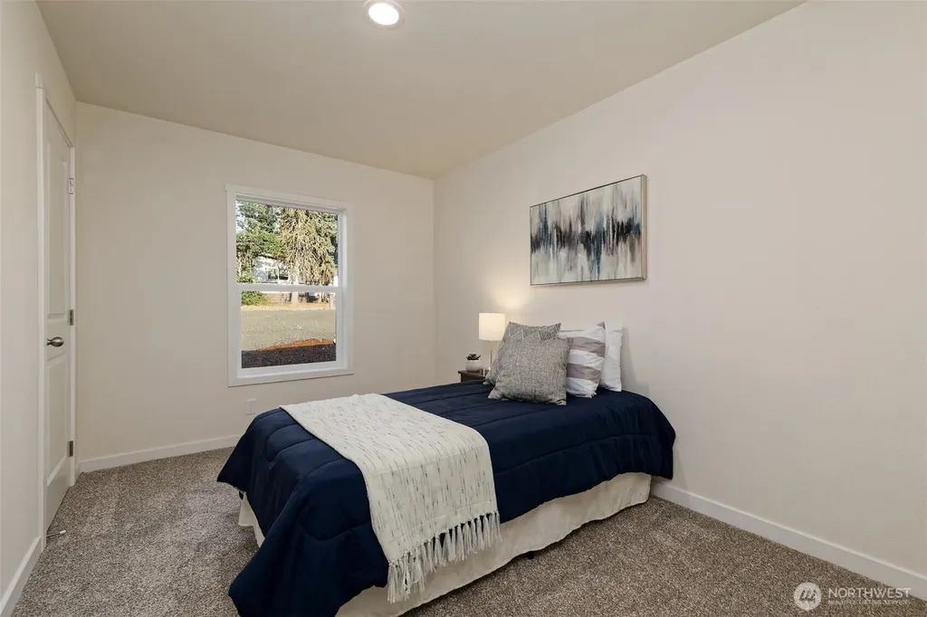 2371 E Crestview Drive Shelton WA 98584
