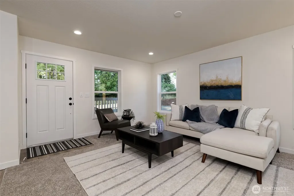 2371 E Crestview Drive Shelton WA 98584