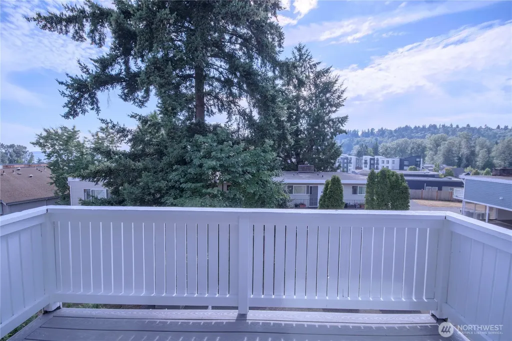 9911 NE 119th Court Kirkland WA 98034