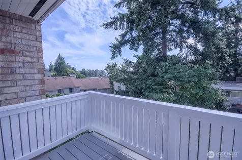 9911 NE 119th Court Kirkland WA 98034