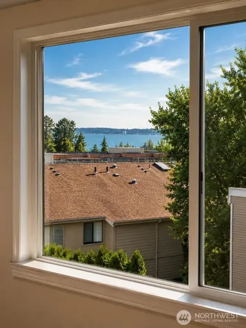 9911 NE 119th Court Kirkland WA 98034