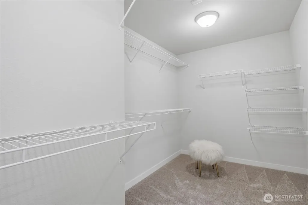 12929 136th Ct NE Kirkland WA 98034