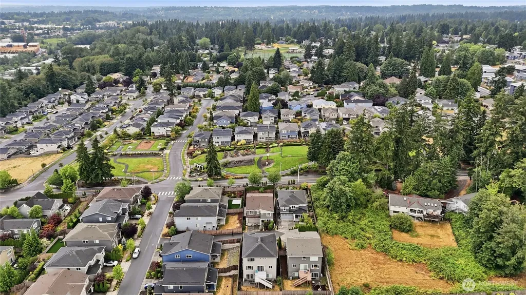 12929 136th Ct NE Kirkland WA 98034
