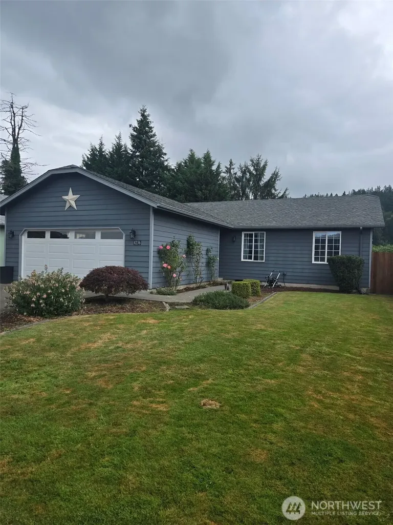 4236 Pennsylvania Longview WA 98632