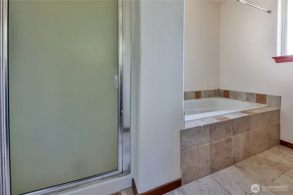 1102 Chestnut Street Everett WA 98201