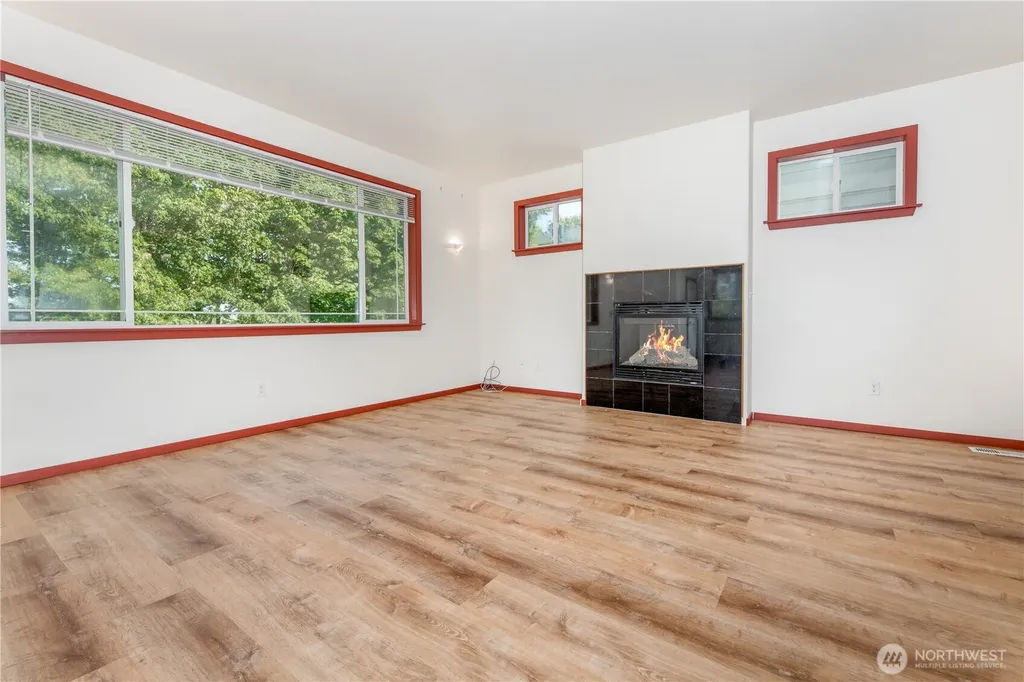 1102 Chestnut Street Everett WA 98201