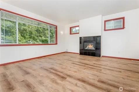 1102 Chestnut Street Everett WA 98201