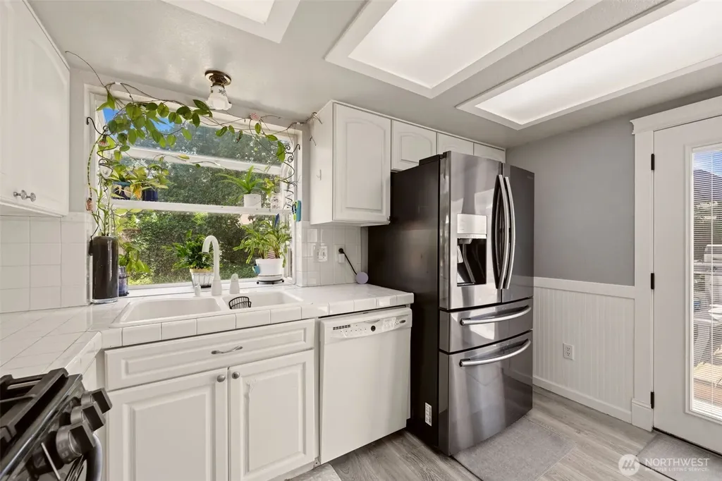 18930 SE 263rd Street Covington WA 98042