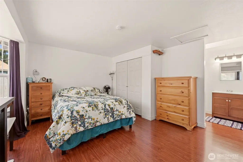 18930 SE 263rd Street Covington WA 98042