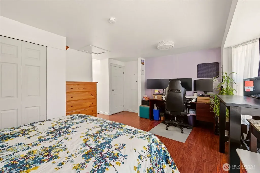 18930 SE 263rd Street Covington WA 98042