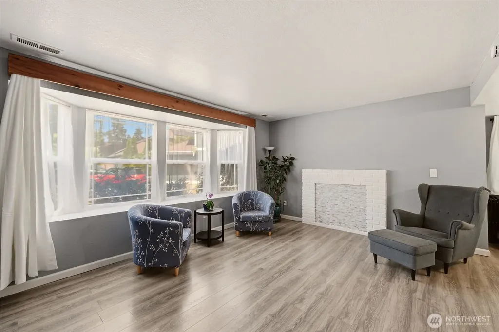 18930 SE 263rd Street Covington WA 98042