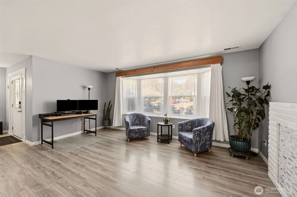 18930 SE 263rd Street Covington WA 98042
