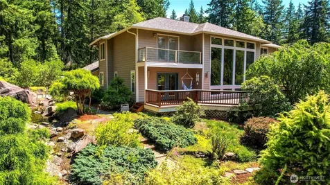 4997 SW Old Clifton Road Port Orchard WA 98367