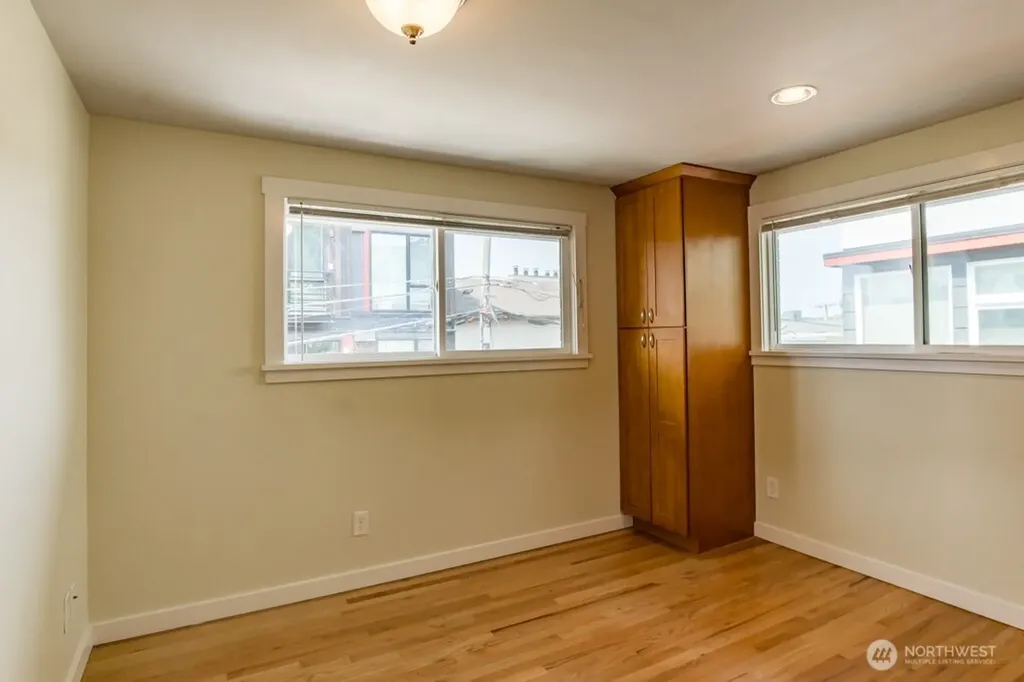 2211 Franklin Avenue E Seattle WA 98102