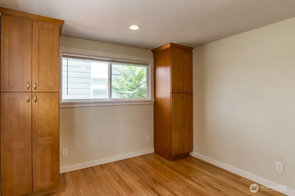 2211 Franklin Avenue E Seattle WA 98102
