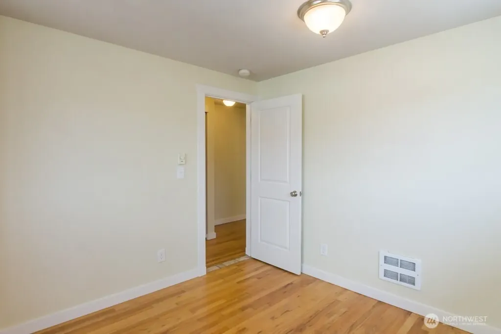2211 Franklin Avenue E Seattle WA 98102