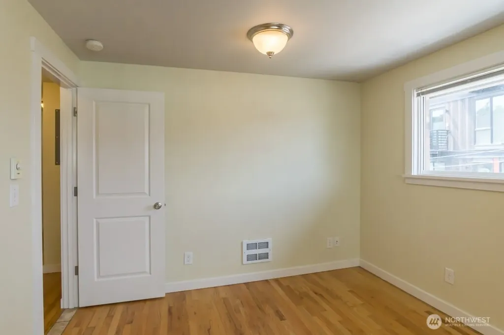 2211 Franklin Avenue E Seattle WA 98102