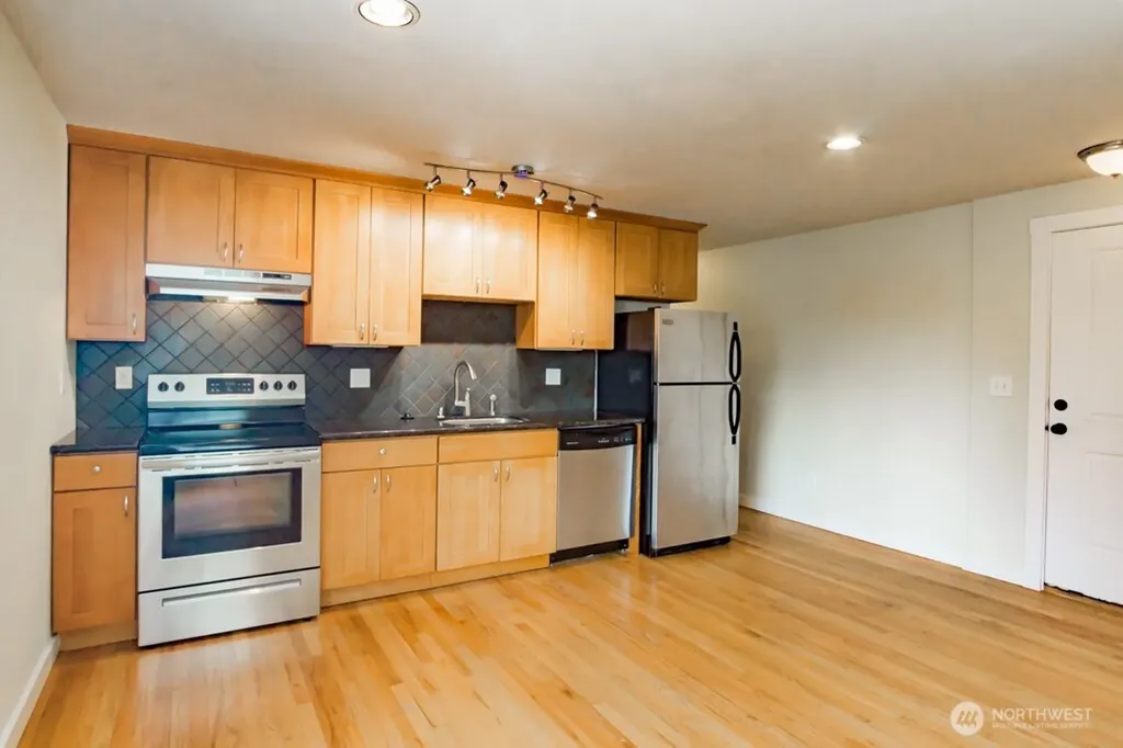 2211 Franklin Avenue E Seattle WA 98102