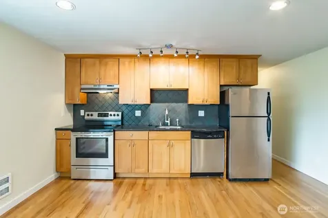 2211 Franklin Avenue E Seattle WA 98102