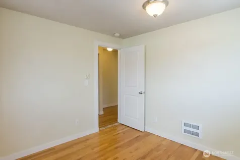 2211 Franklin Avenue E Seattle WA 98102