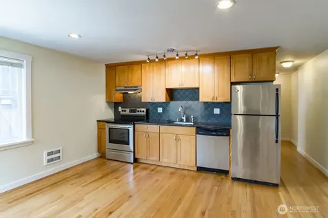 2211 Franklin Avenue E Seattle WA 98102