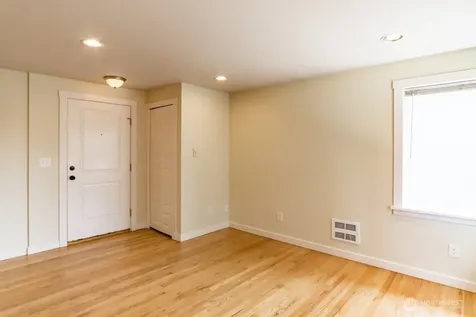 2211 Franklin Avenue E Seattle WA 98102