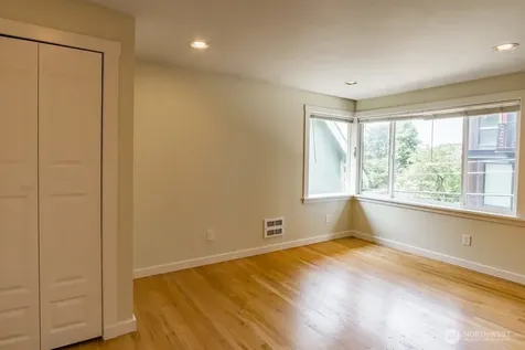 2211 Franklin Avenue E Seattle WA 98102
