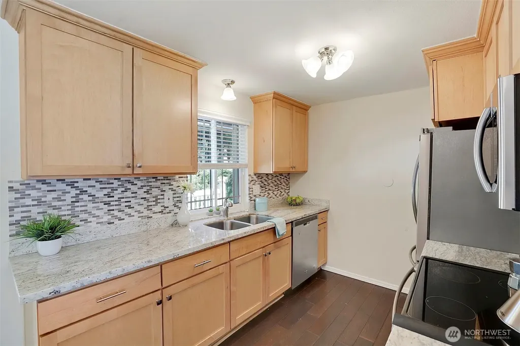 12116 NE 137th Place Kirkland WA 98034