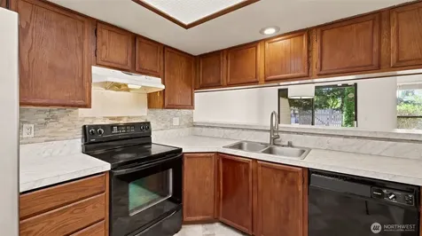 24931 109th Place SE Kent WA 98030
