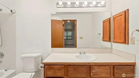 24931 109th Place SE Kent WA 98030