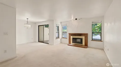 24931 109th Place SE Kent WA 98030