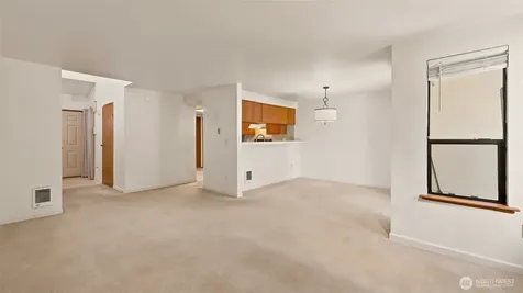 24931 109th Place SE Kent WA 98030