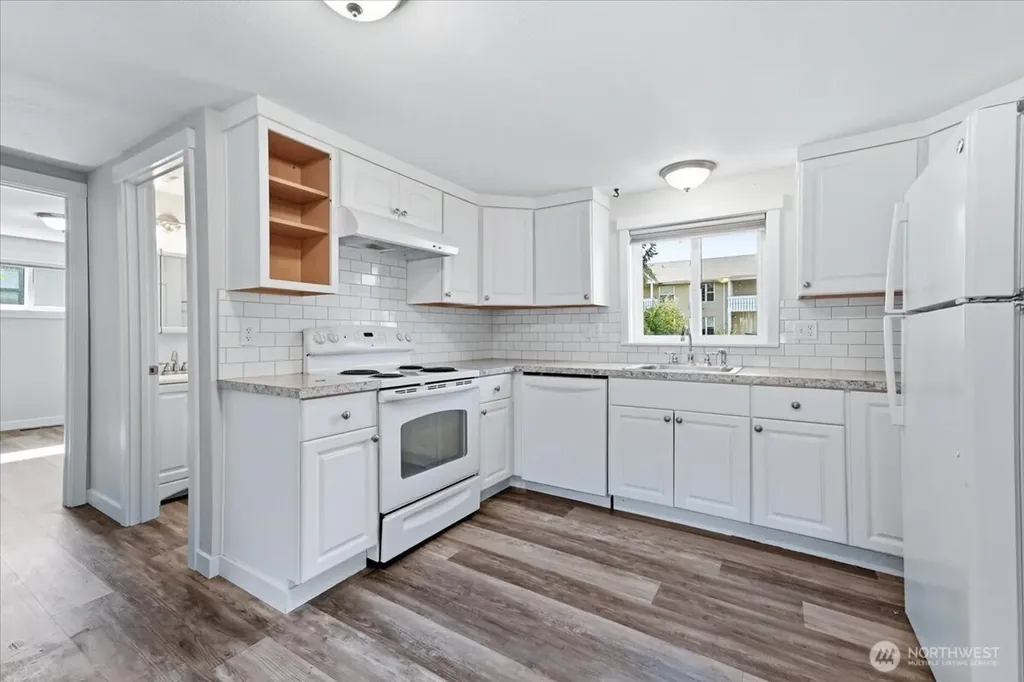 119 W Gibson Avenue Chelan WA 98816