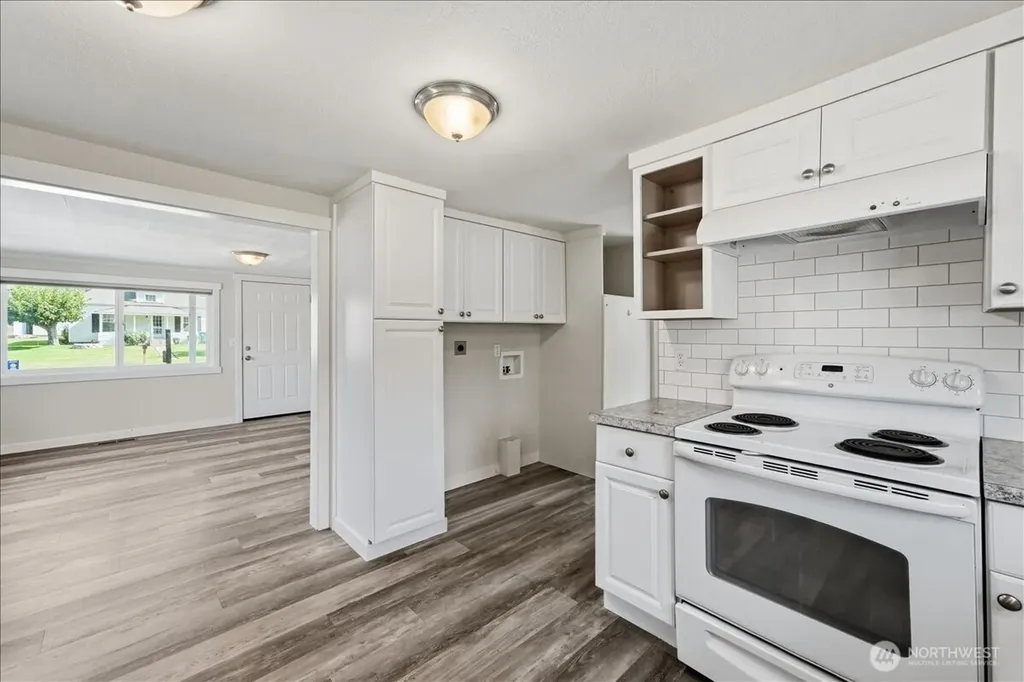 119 W Gibson Avenue Chelan WA 98816