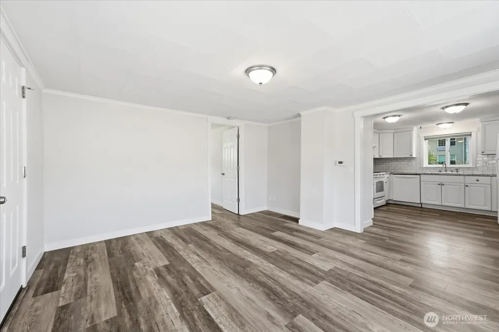 119 W Gibson Avenue Chelan WA 98816