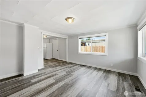 119 W Gibson Avenue Chelan WA 98816