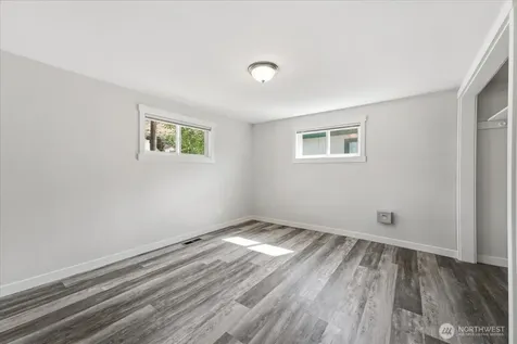 119 W Gibson Avenue Chelan WA 98816